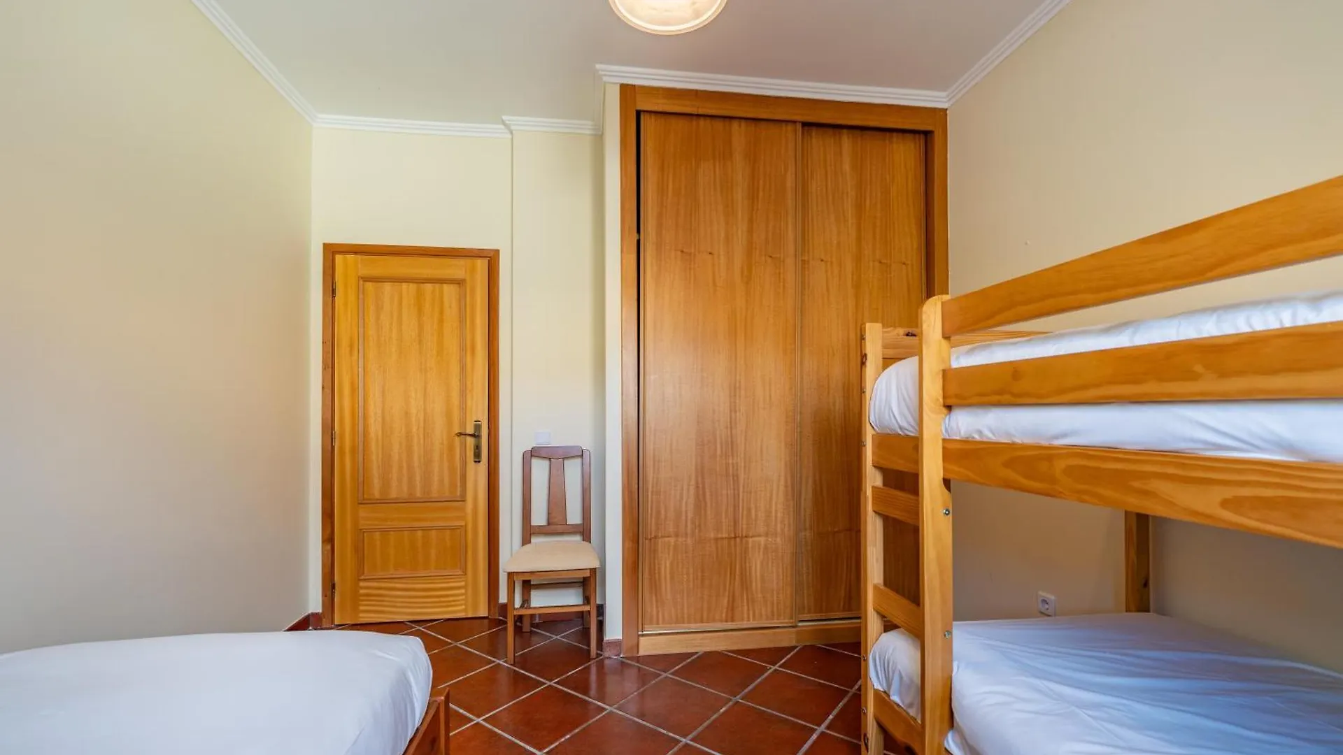 Simoes Apartment By Holiday Rental Madeira Porto Santo 0*,